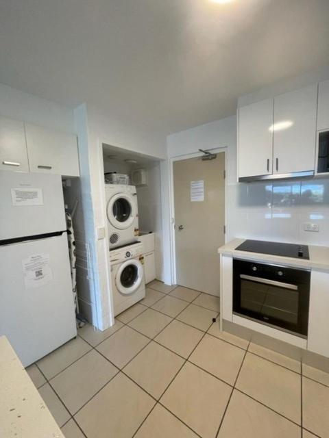 Myuna Holiday Apartments Noosa Heads Esterno foto